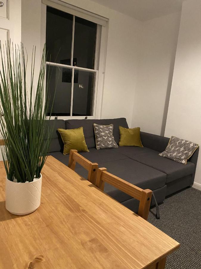 Ashmore Lodge Лондон Екстериор снимка
