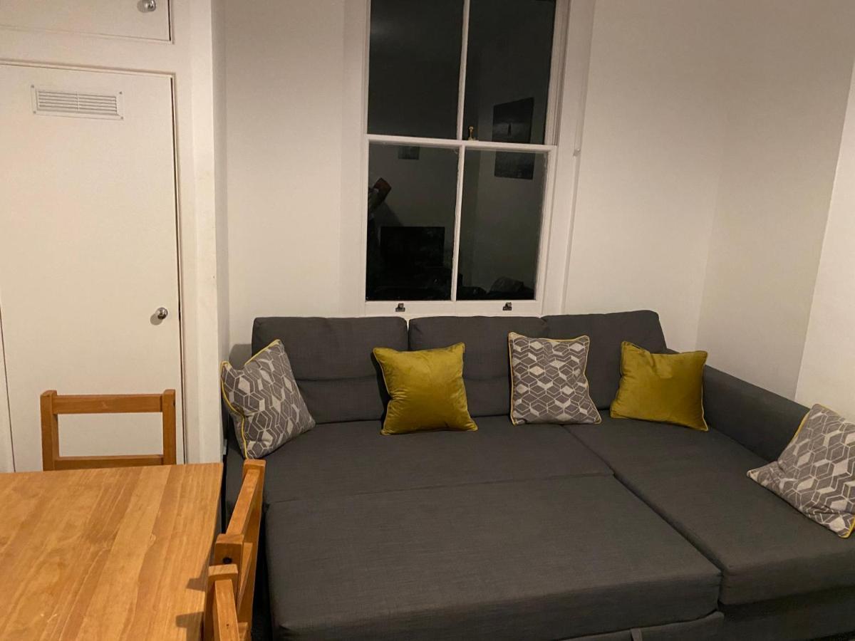 Ashmore Lodge Лондон Екстериор снимка